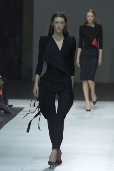 Look 9